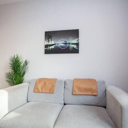 1 Bedroom Apartment In Very Central Location Glasgow Exterior photo